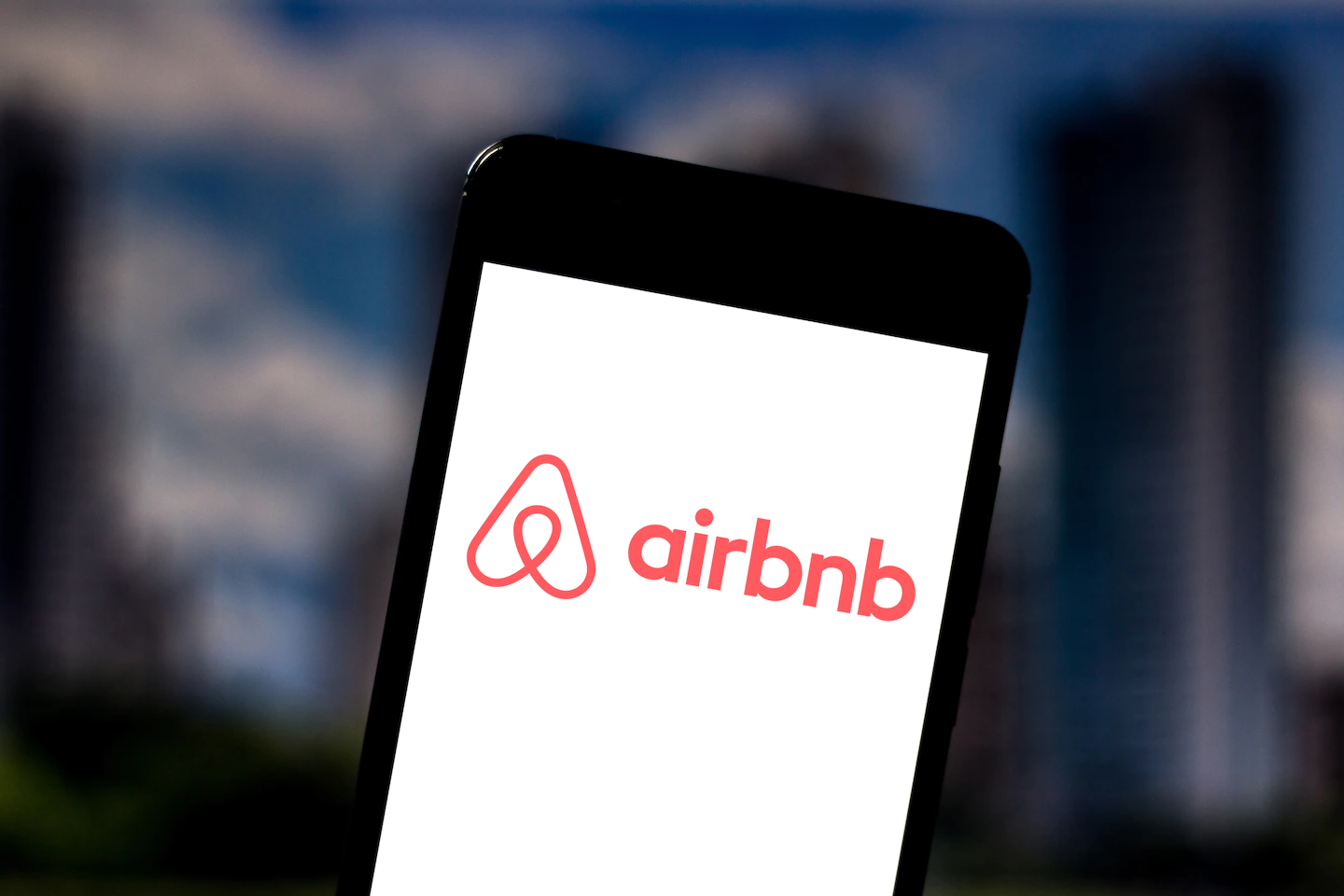 Airbnb apologizes after Miss.  has been listed as a luxury getaway