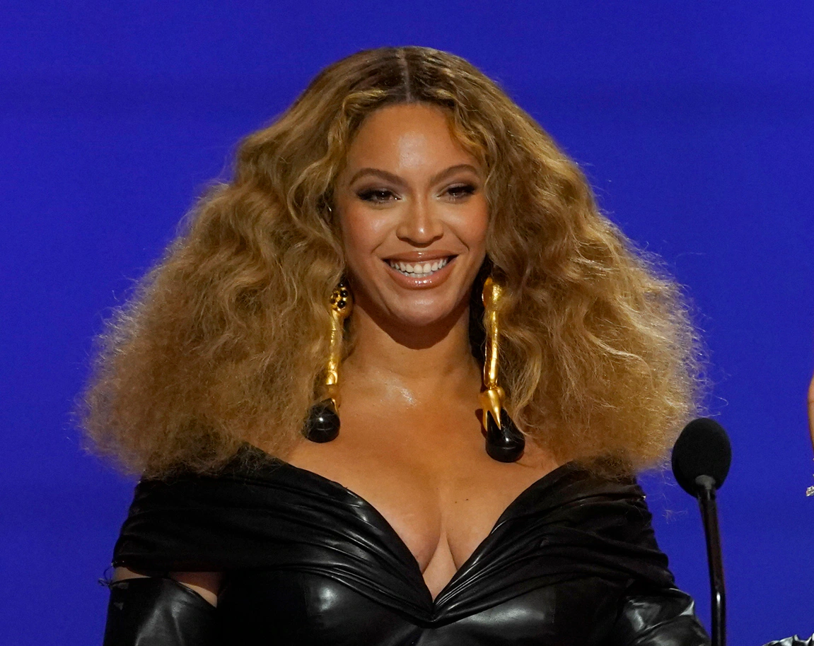 Beyoncé has used the slur 'ableist' in a new song.  After the outcry, she deletes it.