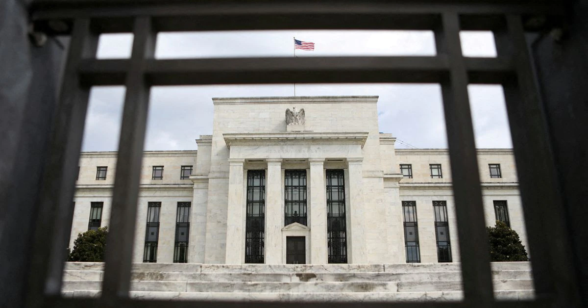 Fed officials beat the inflation drum;  “Reasonable” 50 basis point rate hike next month